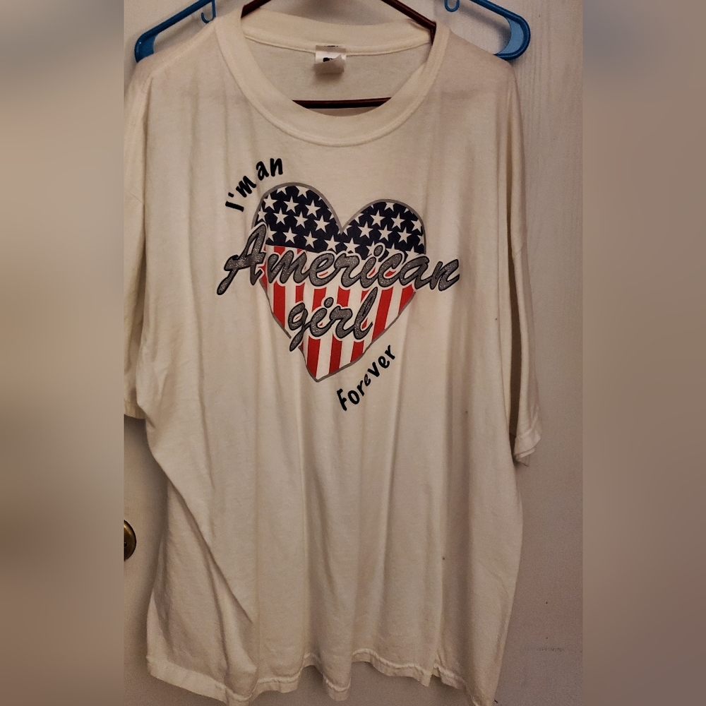 Woman's t shirt